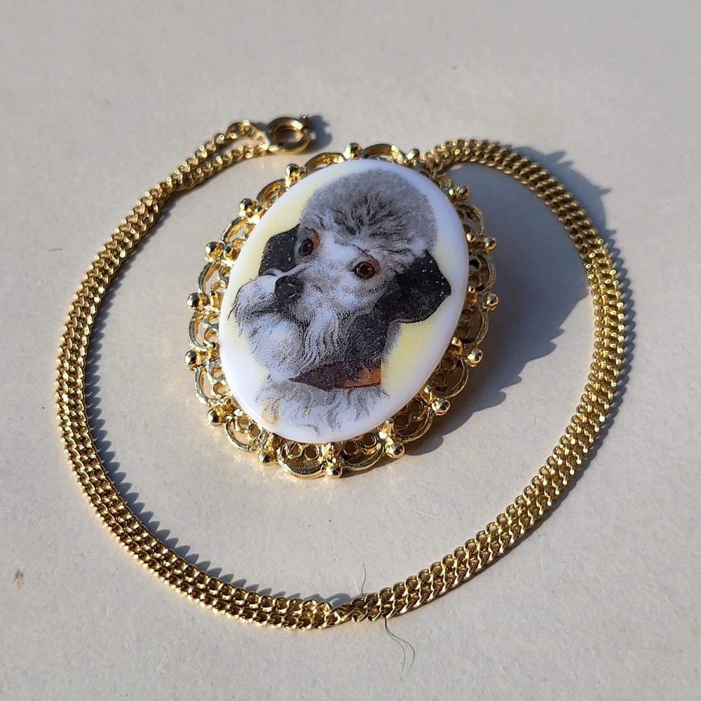 Vintage Gold Tone Resin Poodle Portrait Brooch Pendant Necklace Gray White - Picture 9 of 10